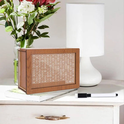 AUM® Spaarpot volwassenen - Inclusief Overschrijfbare Pen en Herbruikbare Acrylplaat - Spaarpot - Milieubewust - Spaarpotten - Sparen met een doel - Van hout - Tot €10000 - Herbruikbaar - Jongen & Meisje